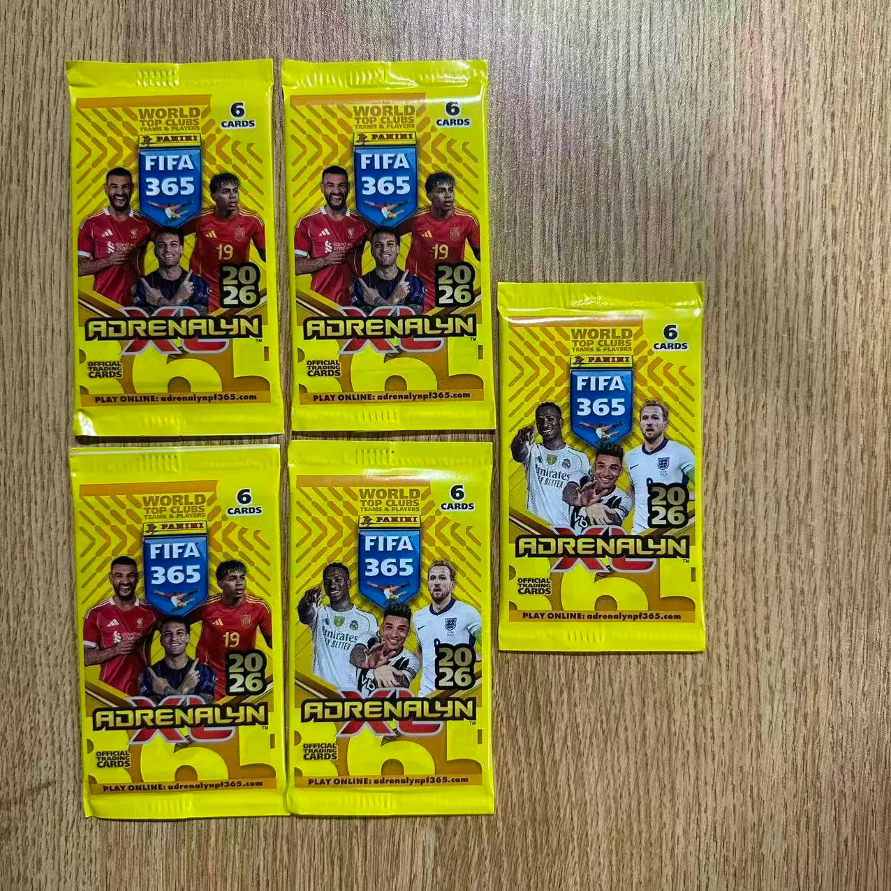 Cartas Coleccionables Panini FIFA 365 Adrenalyn XL 2026 – Elige tu Pack