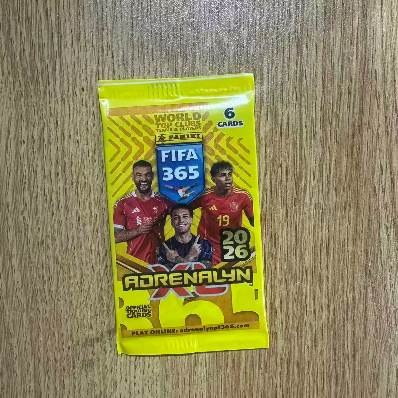 Cartas Coleccionables Panini FIFA 365 Adrenalyn XL 2026 – Elige tu Pack